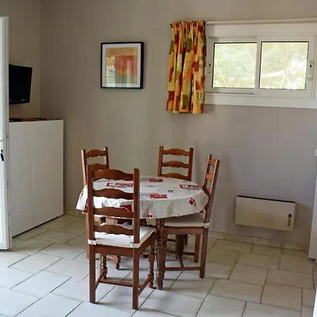 Dans En Rez De Jardin Апартаменты *