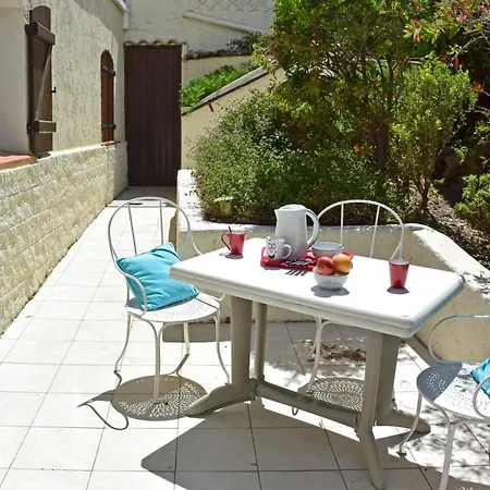 Dans En Rez De Jardin * 耶尔