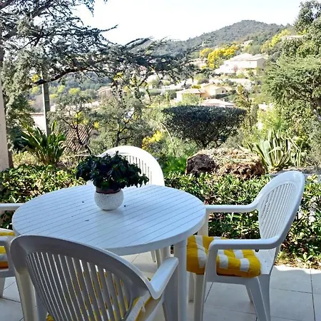 公寓 Dans En Rez De Jardin