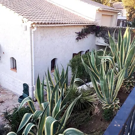 Dans En Rez De Jardin