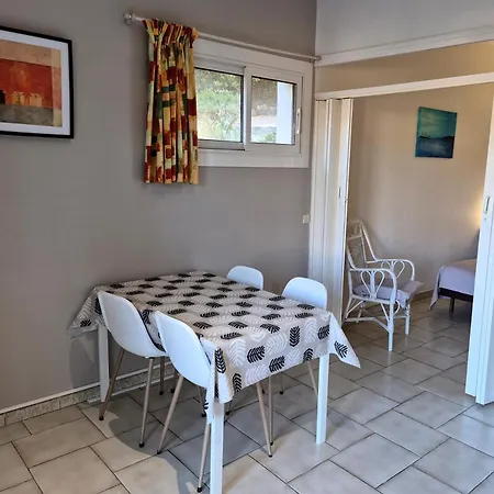 Dans En Rez De Jardin Apartmán